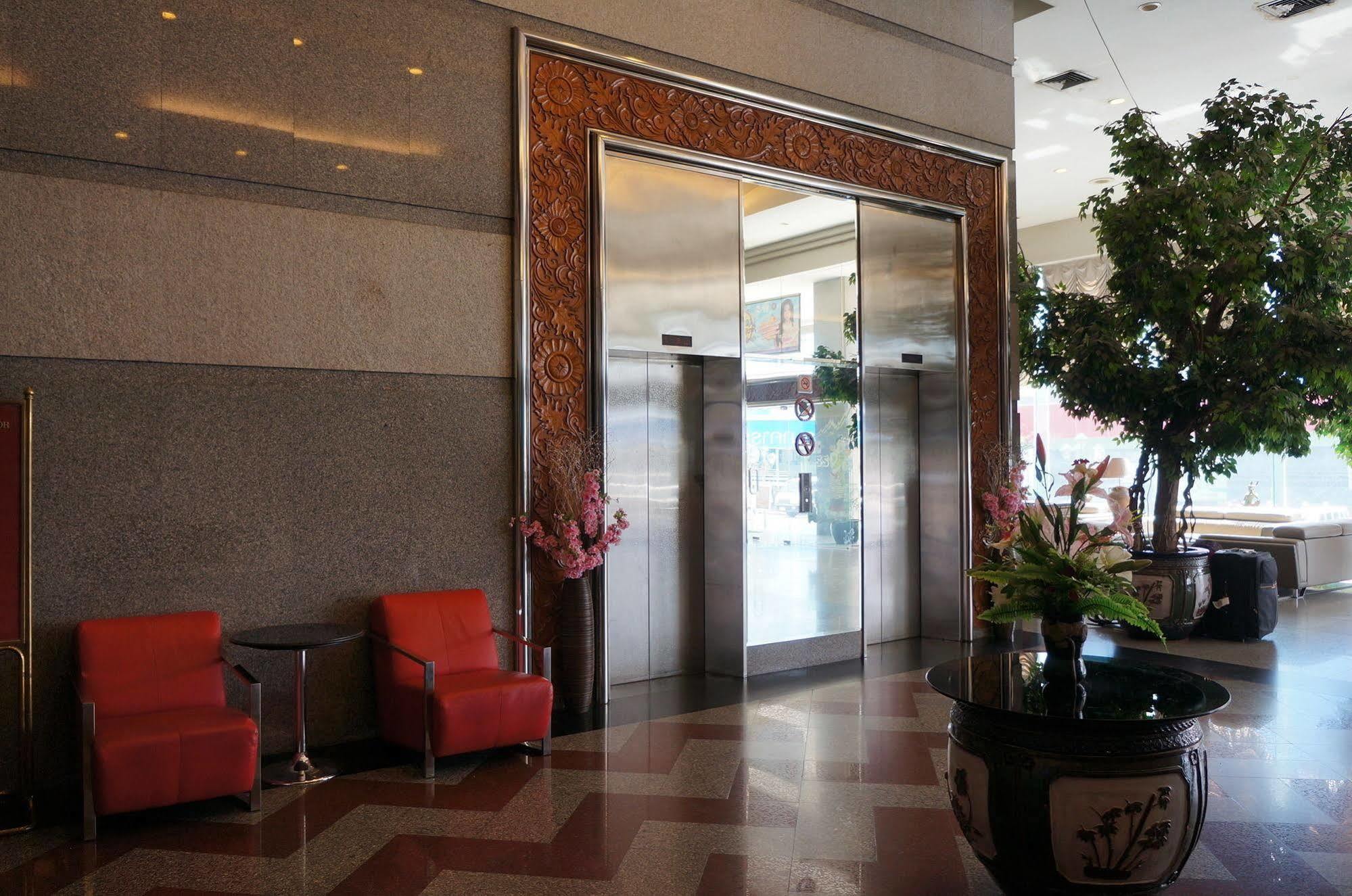 Siam Center Hotel Hat Yai Exterior photo
