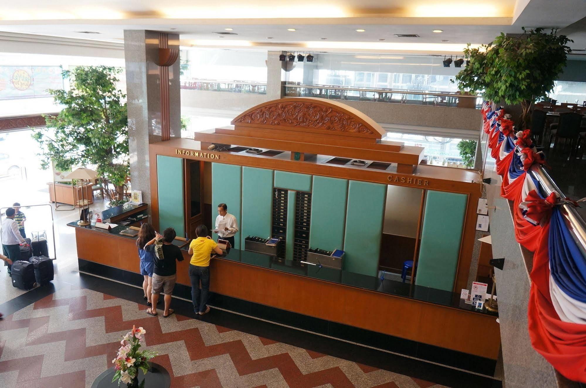 Siam Center Hotel Hat Yai Exterior photo